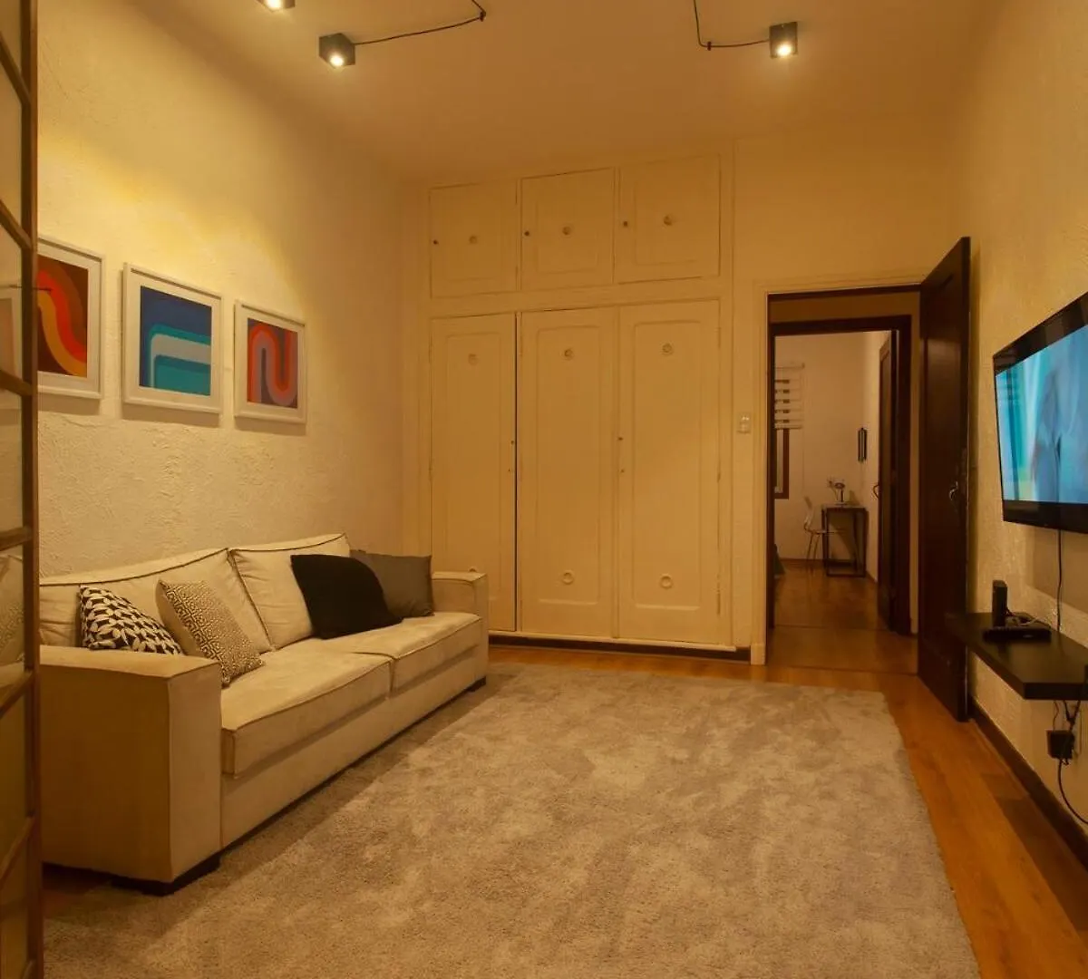 Apartament 2 Dorm Em Um Predio Charmoso Da Decada De 1950 São Paulo
