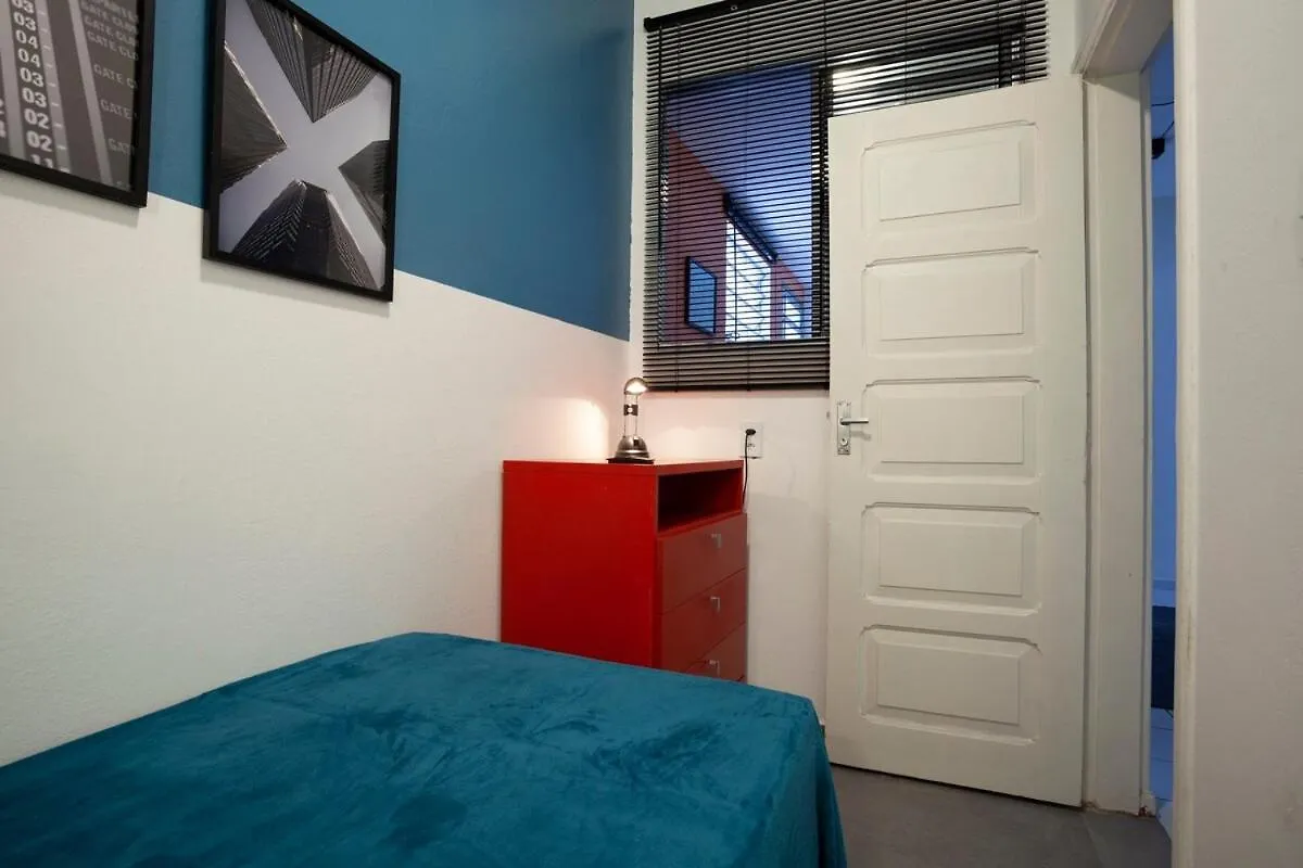Apartament 2 Dorm Em Um Predio Charmoso Da Decada De 1950 São Paulo 0*,
