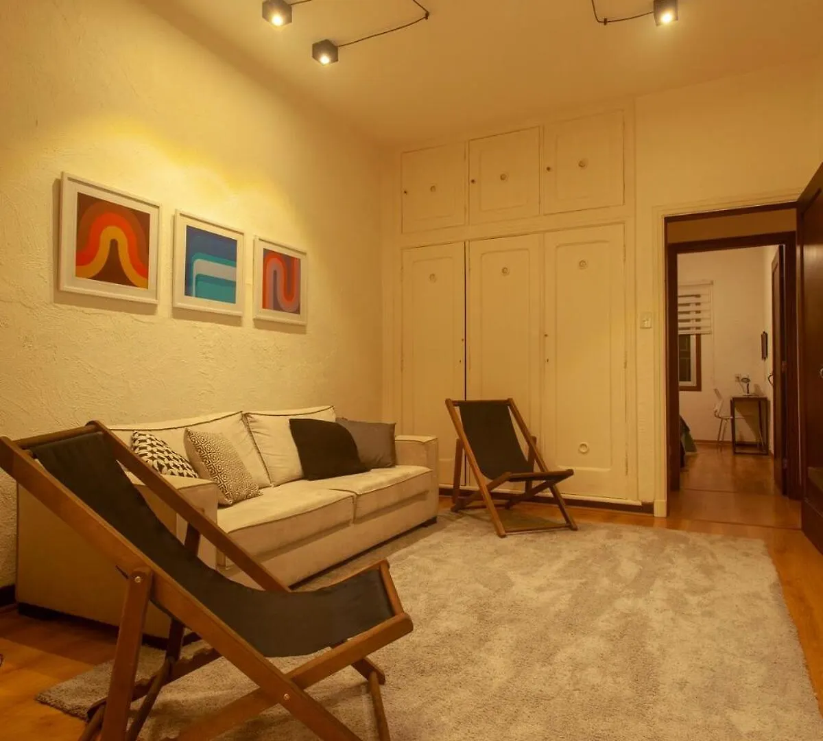 Apartament 2 Dorm Em Um Predio Charmoso Da Decada De 1950 São Paulo 0*,  Brazylia